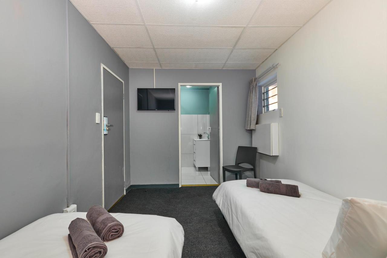 Inn & Out Sandton Johannesburg Zewnętrze zdjęcie