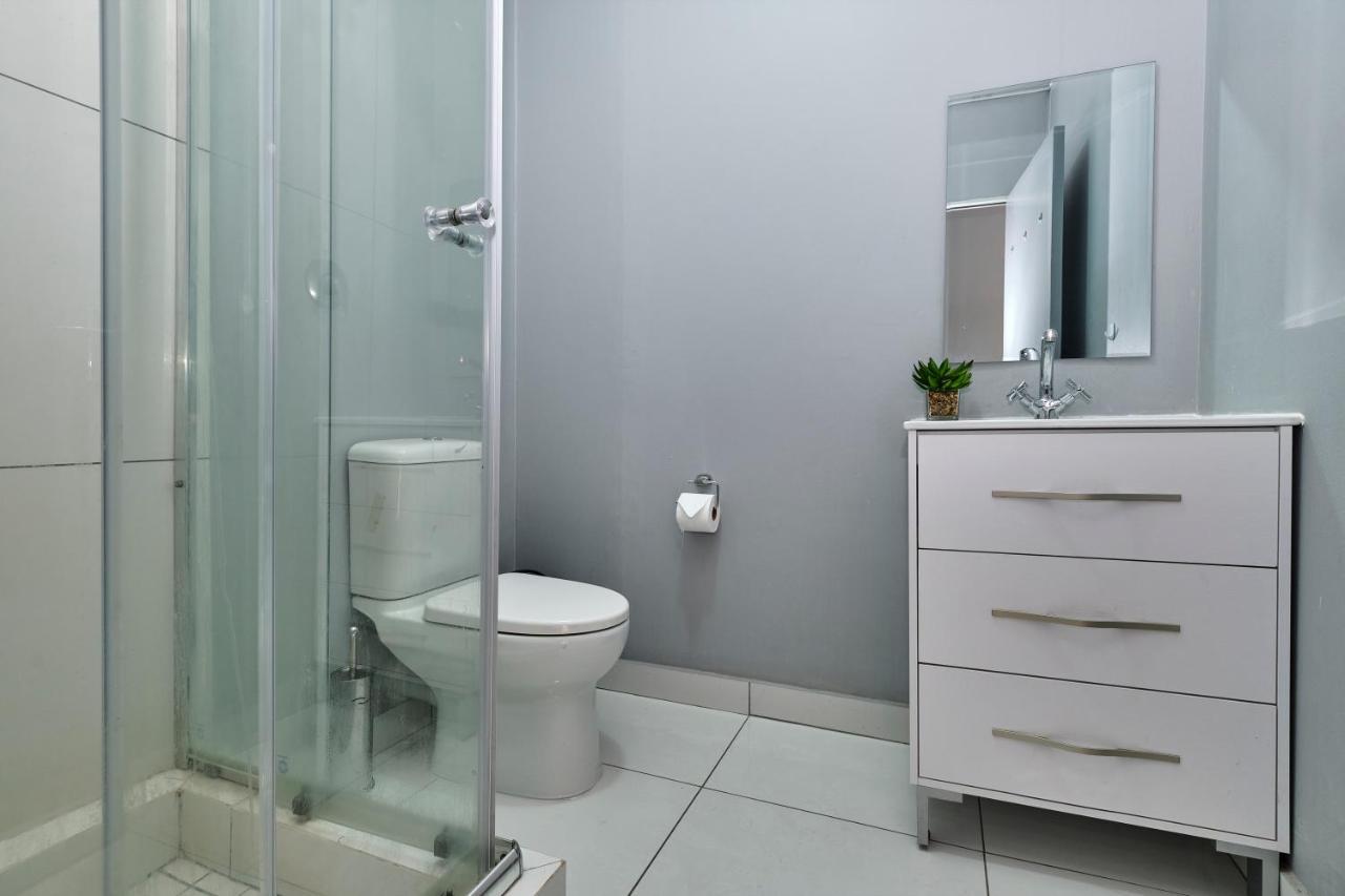 Inn & Out Sandton Johannesburg Zewnętrze zdjęcie
